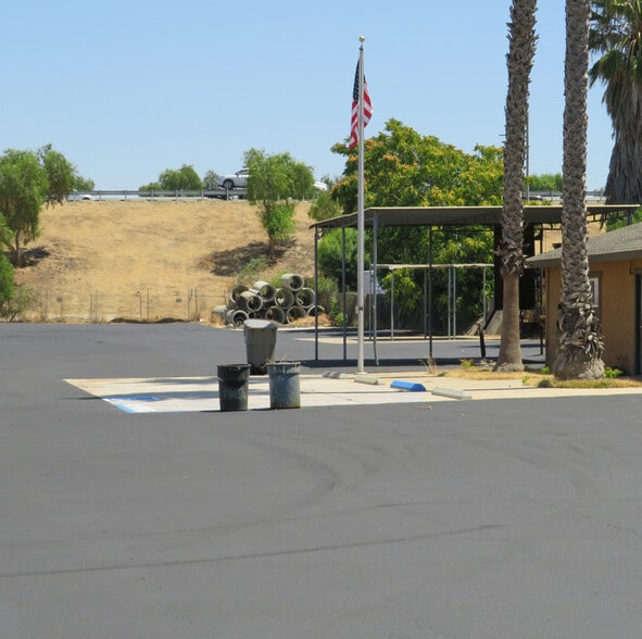 More Photos Of 2259 Hamner Ave, Norco Contractor Storage Yard For Sale