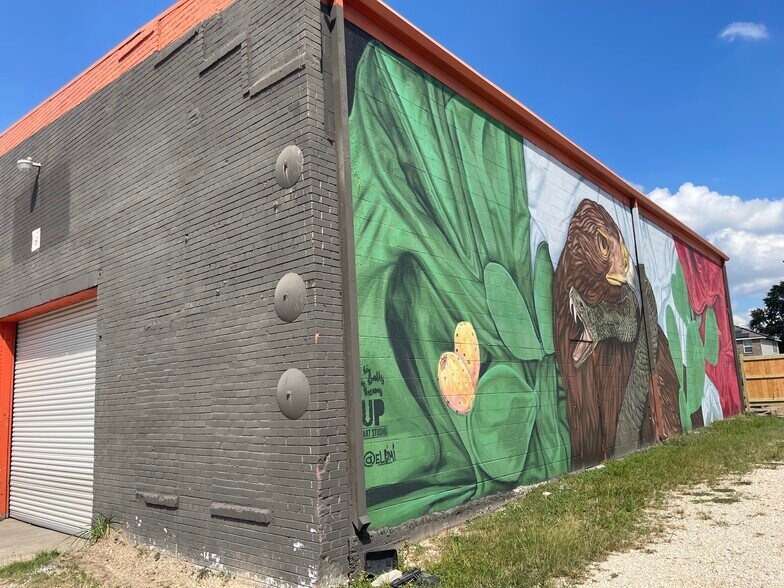 More Photos Of 7207 Navigation Blvd, Houston Flex For Sale