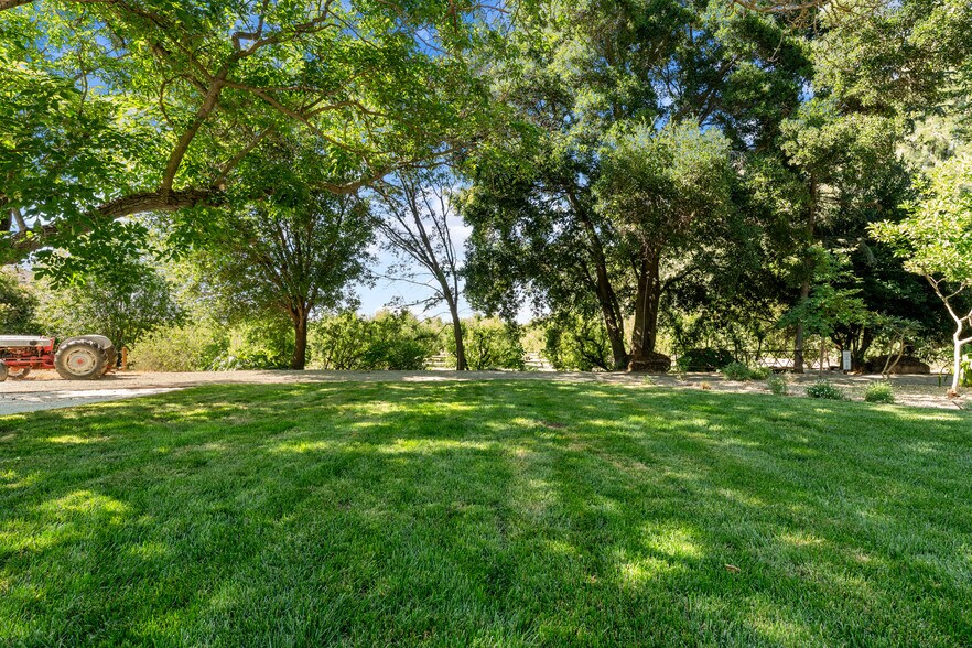 More Photos Of 14268 CA-160, Isleton Apartments For Sale