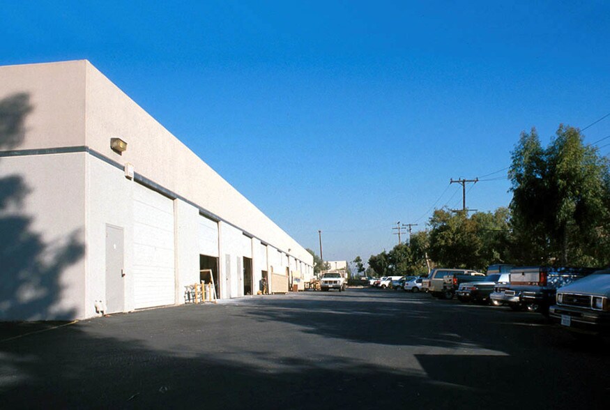 More Photos Of 2696 Lavery Ct, Newbury Park Warehouse For Lease