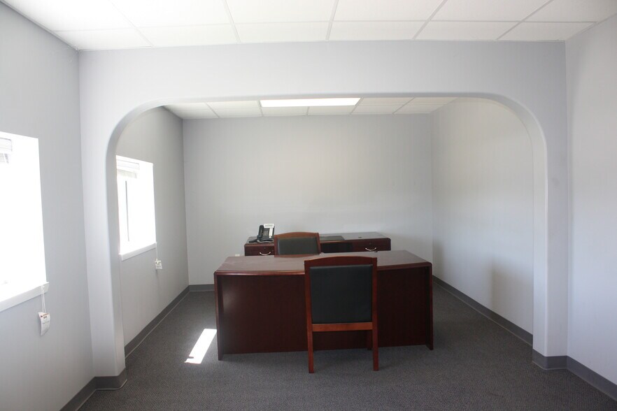 More Photos Of 19111 Fm 362 Rd, Waller Manufacturing For Sale