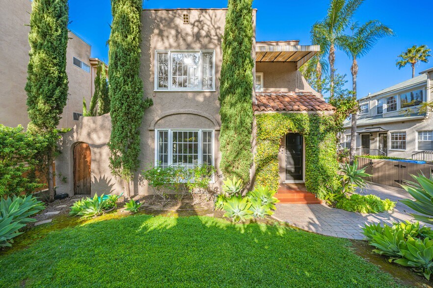 Primary Photo Of 745 N Hayworth Ave, Los Angeles Apartments For Sale