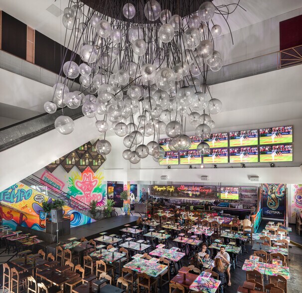 More Photos Of 701 5th Ave, San Diego General Retail For Lease