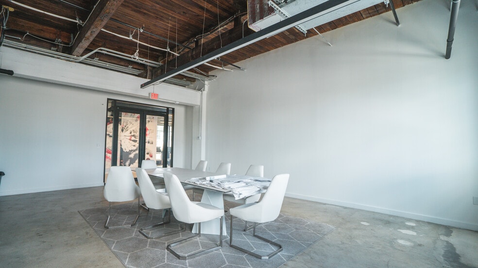 More Photos Of 2509 N Miami Ave, Miami Loft Creative Space For Lease