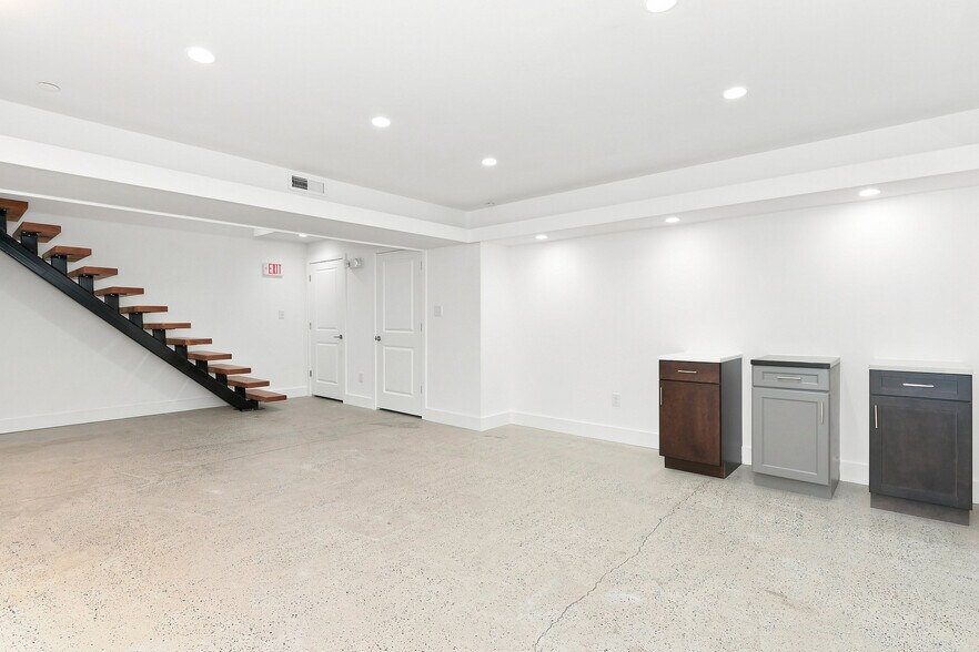 More Photos Of 2007 N Hope St, Philadelphia Apartments For Lease