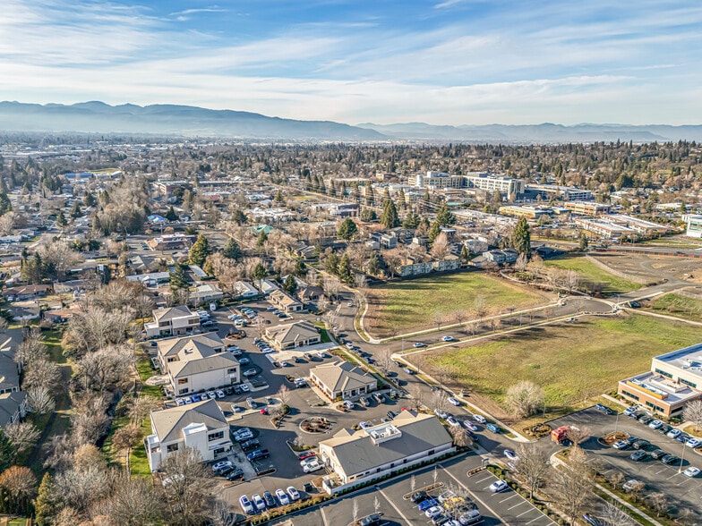 More Photos Of 3144 State St, Medford Healthcare For Lease