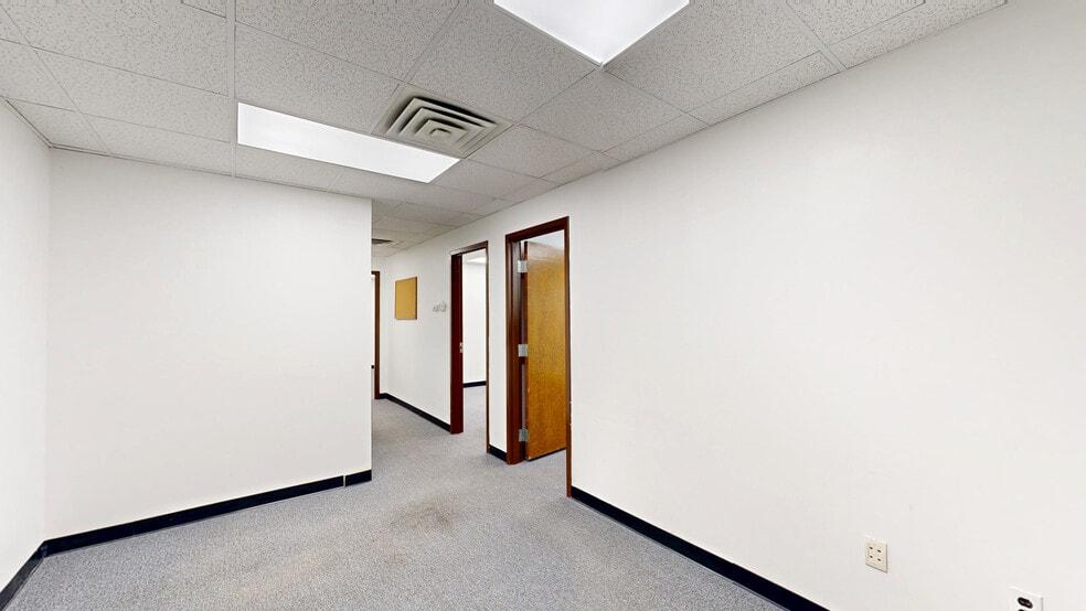 More Photos Of 40 Brunswick Ave, Edison Warehouse For Sale