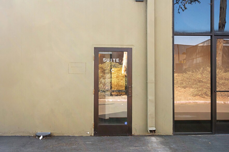 More Photos Of 8736 Production Ave, San Diego Light Manufacturing For Lease