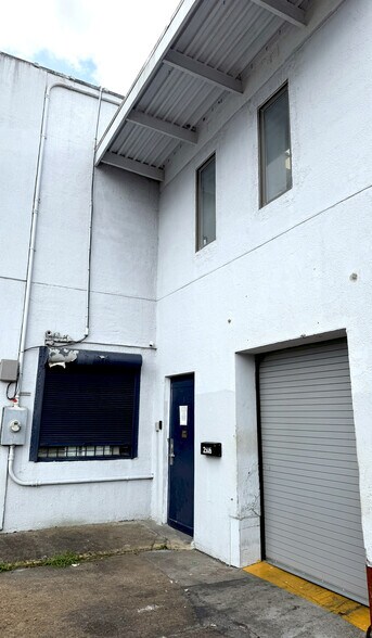 More Photos Of 2506 Colley Ave, Norfolk Industrial For Sale