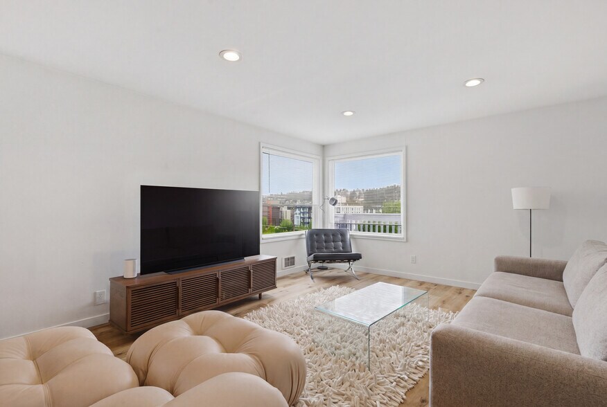 More Photos Of 1401 W Bertona St, Seattle Apartments For Sale