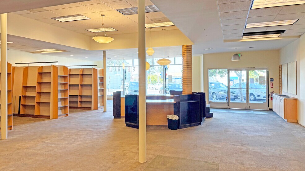 More Photos Of 1495 Shattuck Ave, Berkeley Storefront For Lease
