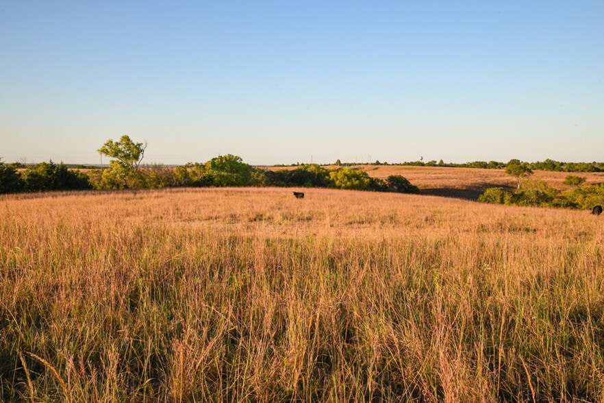 More Photos Of 0000 00000 Hi-View Dr, Manhattan Land For Sale