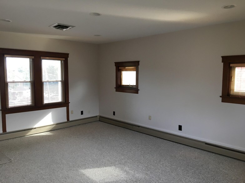 More Photos Of 147 W Lancaster Ave, Paoli Loft Creative Space For Lease