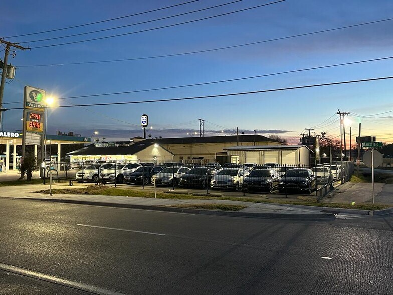 More Photos Of 5300 Mansfield Hwy, Fort Worth Auto Dealership For Lease