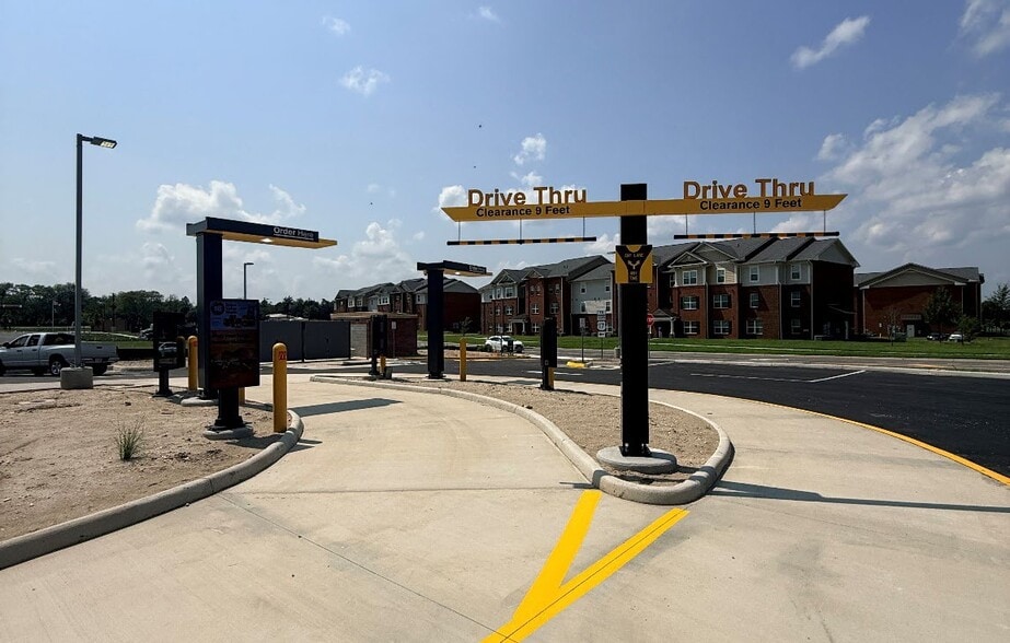 More Photos Of 2000 New Post Blvd, Fredericksburg Fast Food For Sale