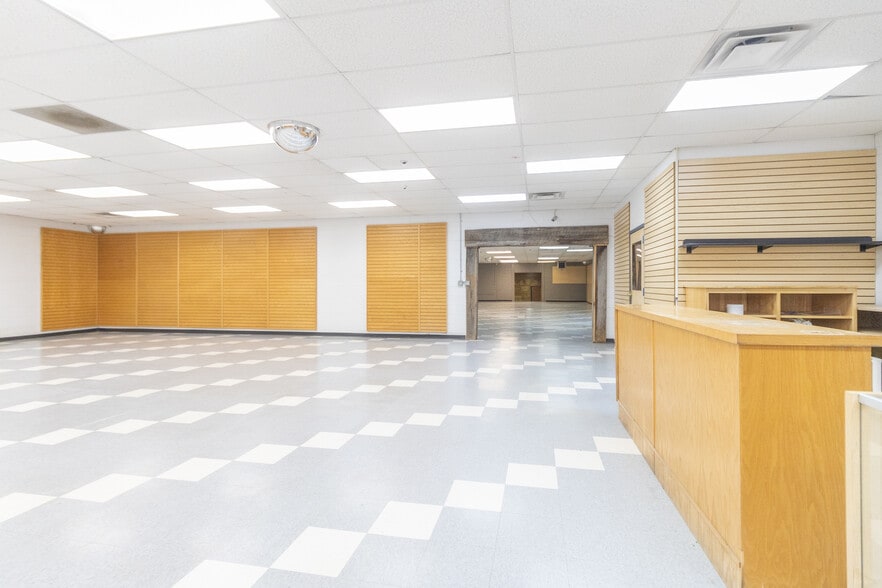 More Photos Of 90 Stonecoal Rd, Horner Freestanding For Lease