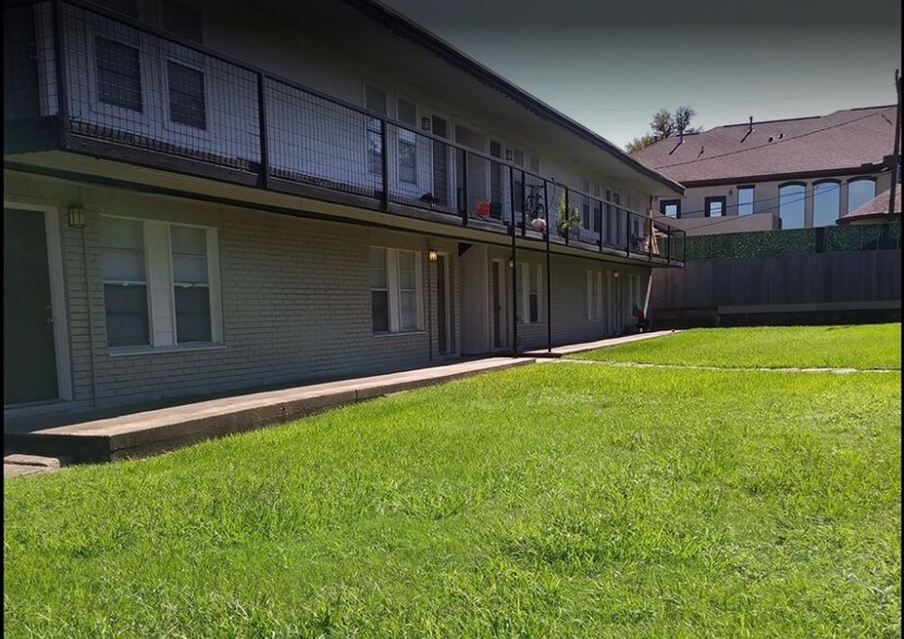 Primary Photo Of 5415 Scott St, Houston Apartments For Sale