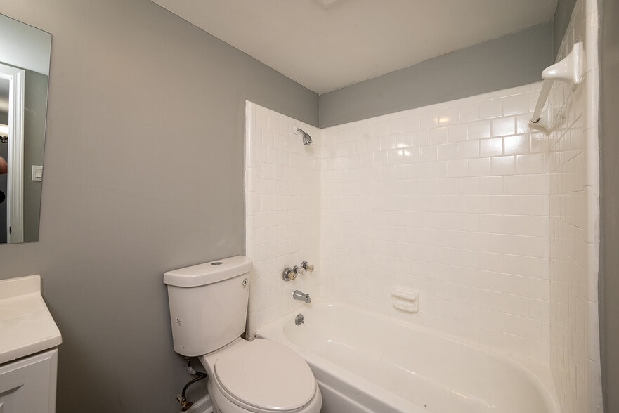 More Photos Of 1707 Arrowhead Rd, North Little Rock Apartments For Sale