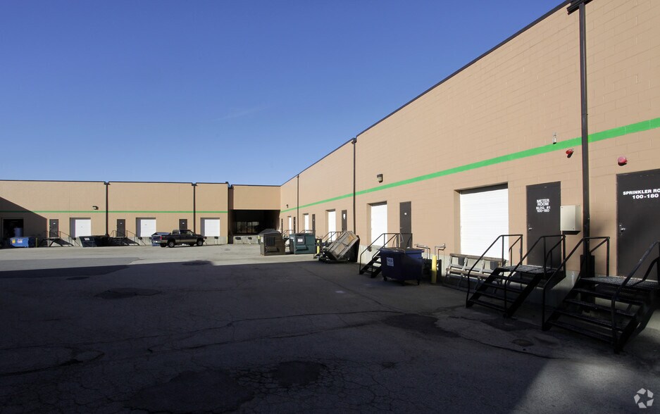 More Photos Of 20 Corporate Park Dr, Pembroke Light Manufacturing For Lease