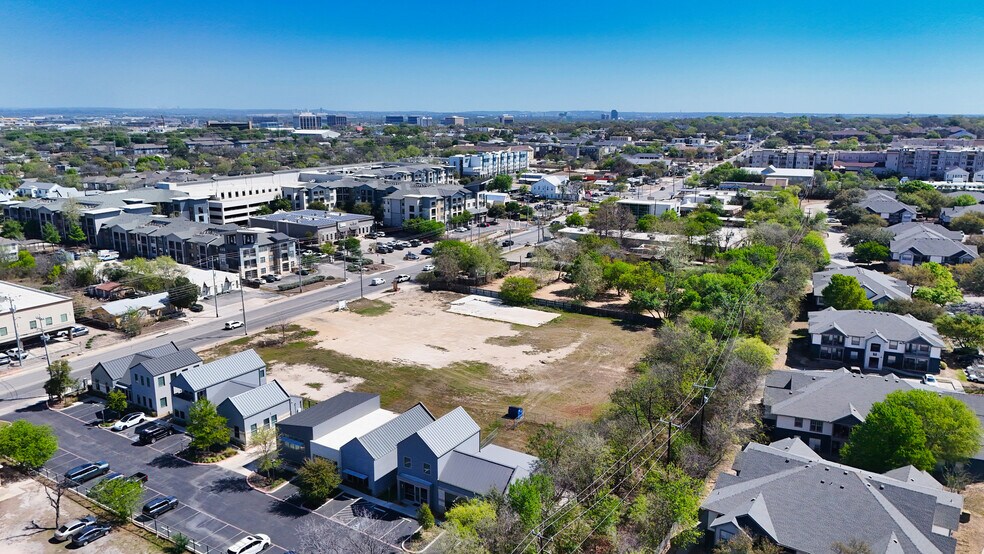 More Photos Of 350-362 W Sunset Rd, San Antonio Land For Sale