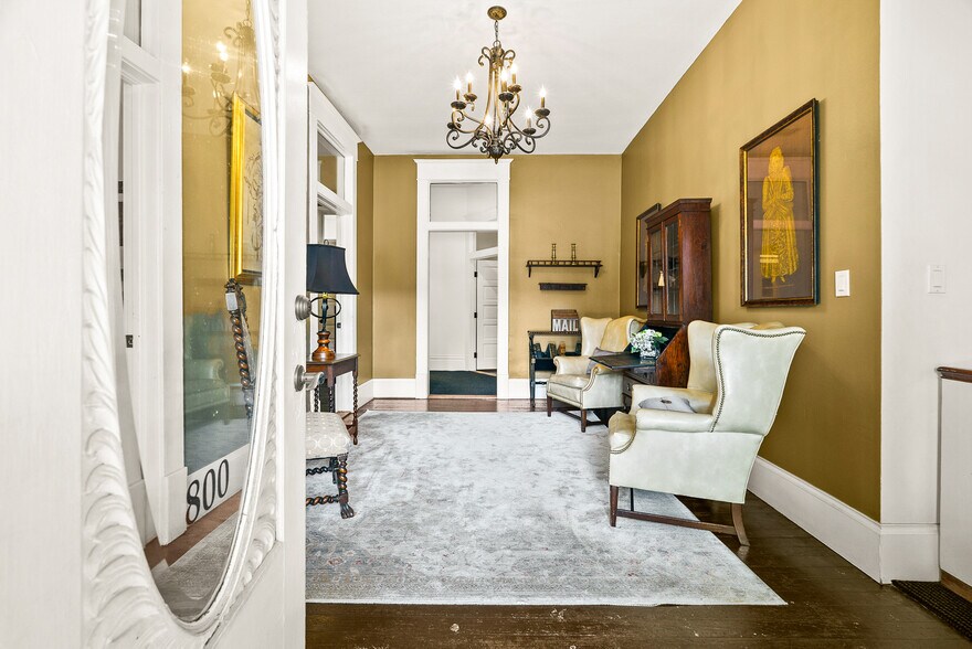 More Photos Of 800 Jackson St, Richmond Office Residential For Sale
