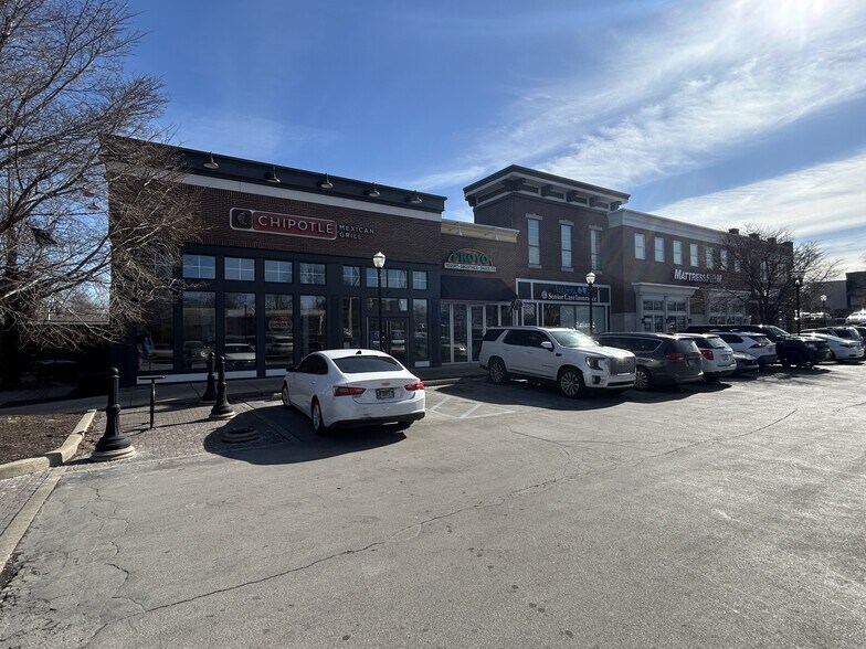 More Photos Of 8135-8165 Calumet Ave, Munster Freestanding For Lease