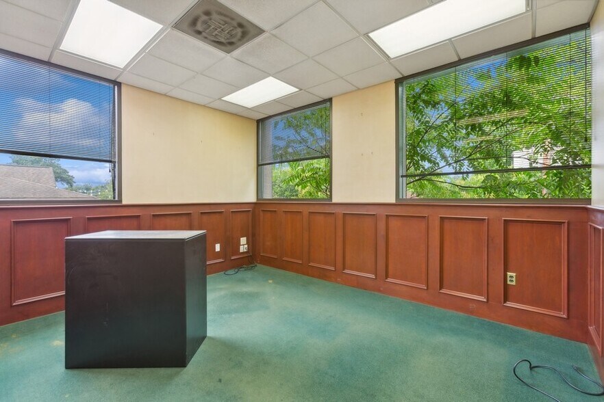 More Photos Of 216 North Ave E, Cranford Office For Sale