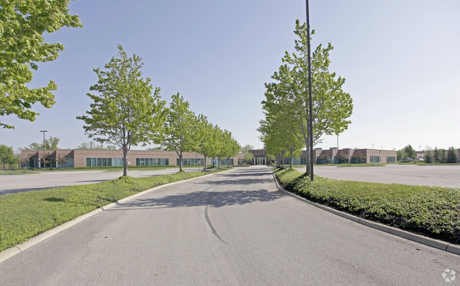 More Photos Of 800 Tech Center Dr, Gahanna Office For Sale