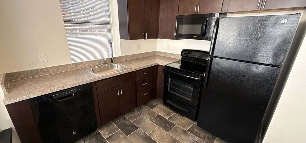 More Photos Of 335 N Market St, Harrisburg Apartments For Sale