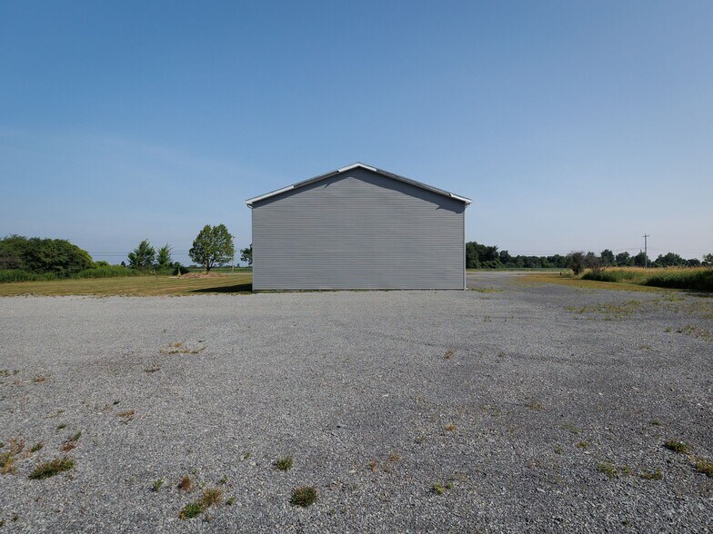 More Photos Of 17612 State Route 3, Watertown Showroom For Sale
