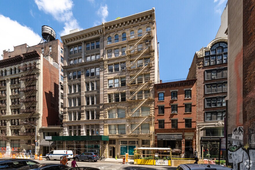 More Photos Of 7 E 17th St, New York Office For Sale