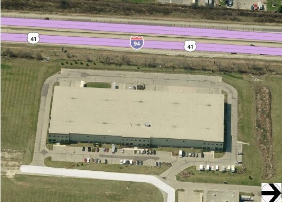 More Photos Of 9875 S Stern St, Oak Creek Warehouse For Lease