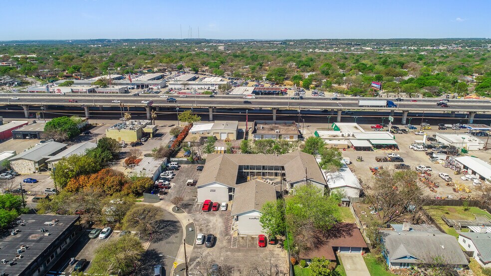 More Photos Of 8502 Dryfield Dr, Austin Apartments For Sale
