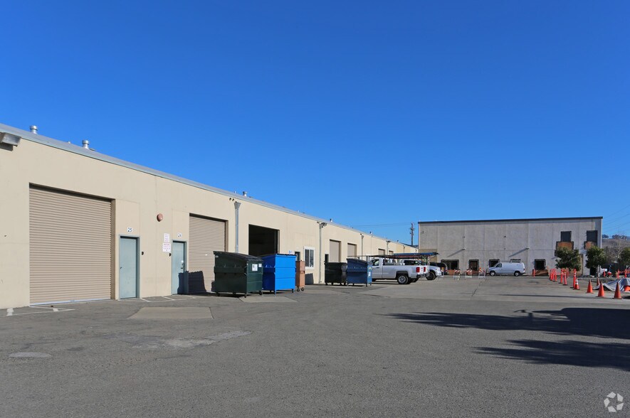 More Photos Of 2661 Alvarado St, San Leandro Warehouse For Lease