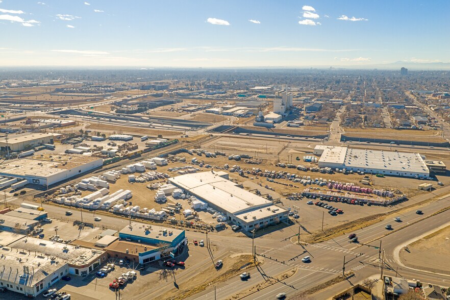 More Photos Of 4780 Vasquez Blvd, Denver Warehouse For Lease