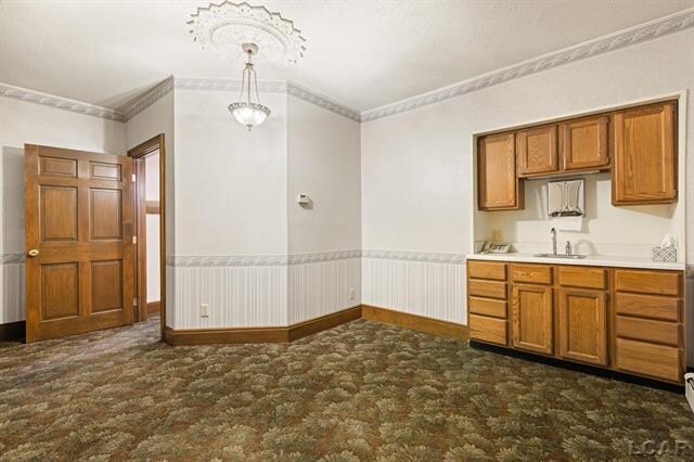 More Photos Of 222 E Maumee St, Adrian Office Residential For Sale