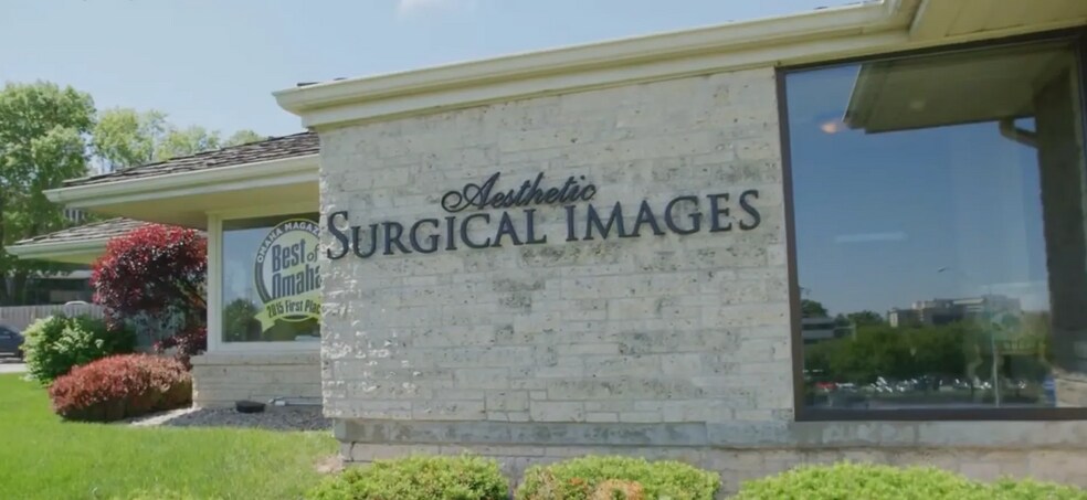 More Photos Of 8900 W Dodge Rd, Omaha Medical For Lease