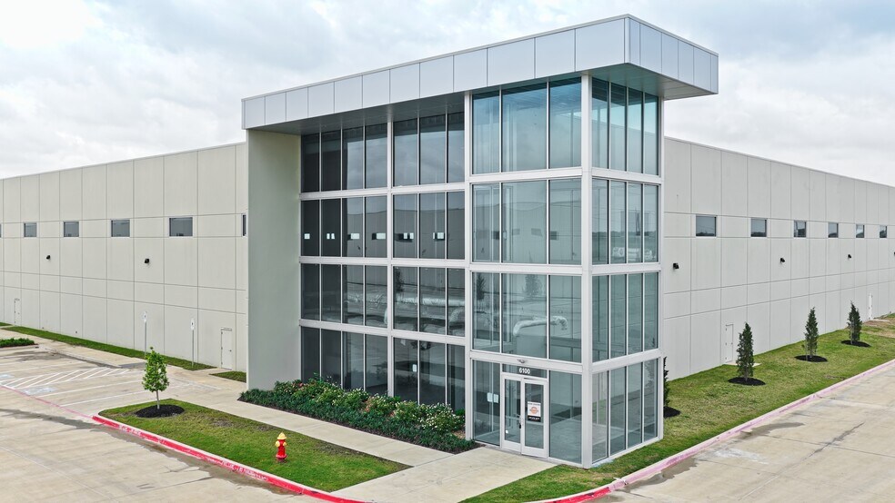 Primary Photo Of 6100 N Stemmons Fwy, Sanger Unknown For Lease