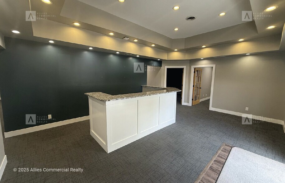 More Photos Of 8846 E 33rd St, Indianapolis Industrial For Sale