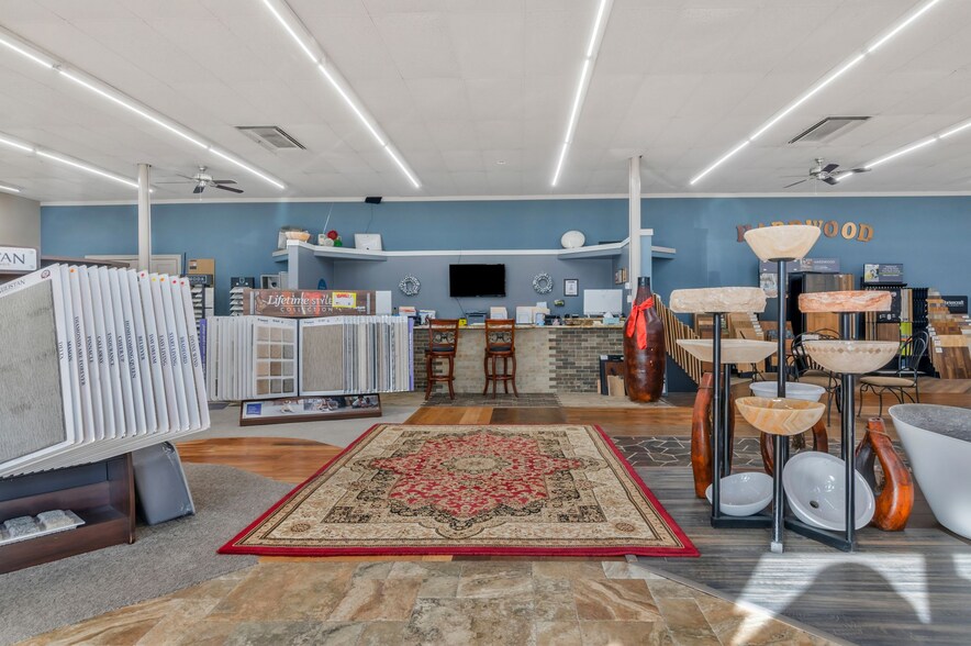 More Photos Of 8101 Grapevine Hwy, North Richland Hills Showroom For Sale