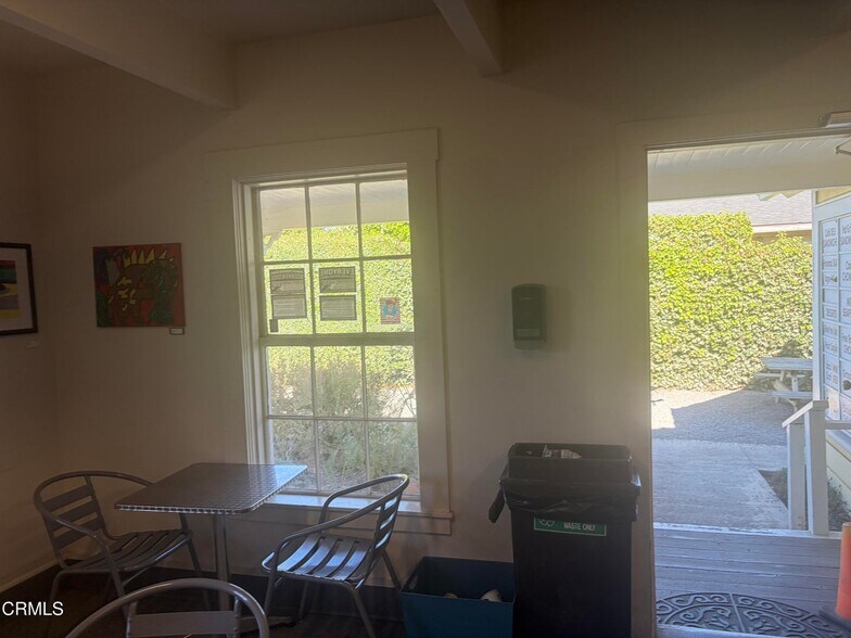 More Photos Of 45051 Ukiah st, Mendocino General Retail For Sale