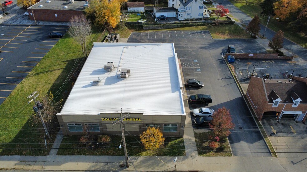 More Photos Of 3070 Mayfield Rd, Cleveland Heights Freestanding For Sale