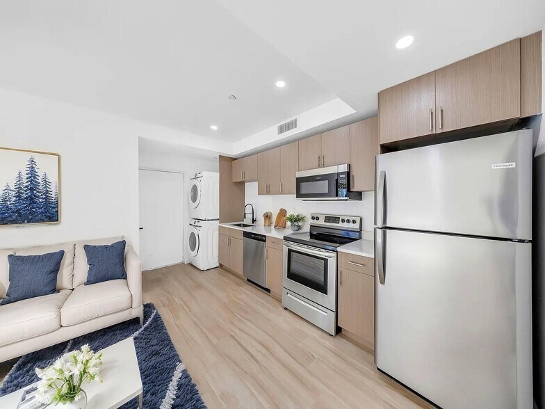 More Photos Of 1037 NW 2nd St, Miami Multifamily For Sale