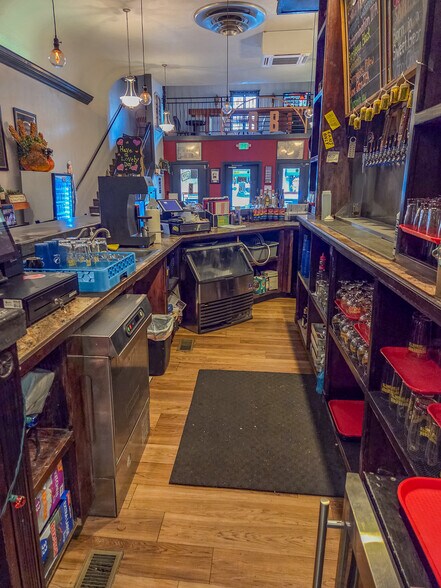 More Photos Of 644 Main St, Lebanon Storefront Retail Office For Sale