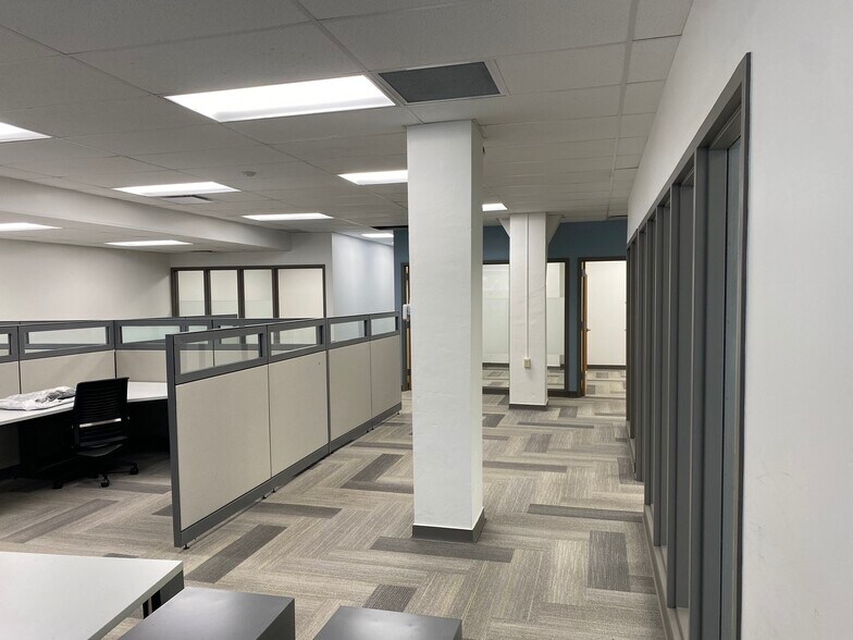 More Photos Of 17401-17407 Lorain Ave, Cleveland Freestanding For Lease