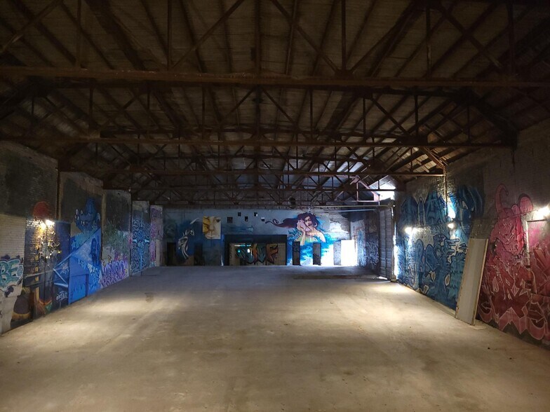 More Photos Of , Memphis Unknown For Sale