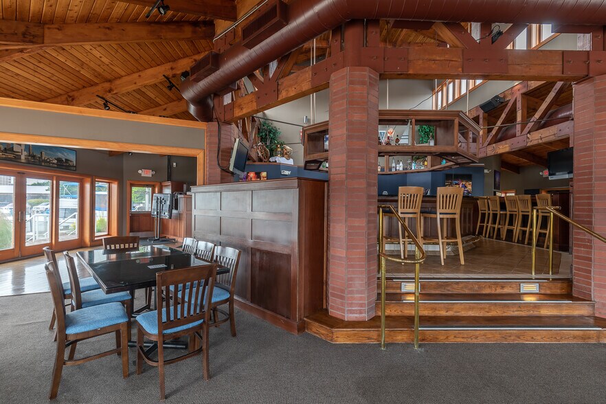 More Photos Of 4900 Whiskey Is, Cleveland Specialty For Sale