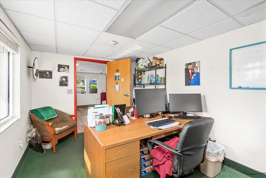 More Photos Of 182 Quillen Chapel Service Rd, Campton Hotel For Sale