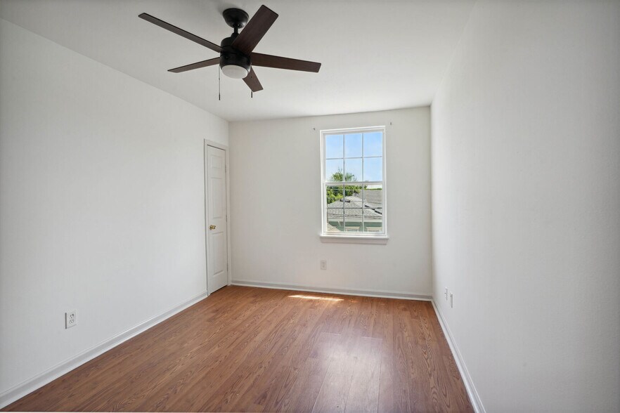 More Photos Of 2008 Foucher St, New Orleans Multifamily For Sale