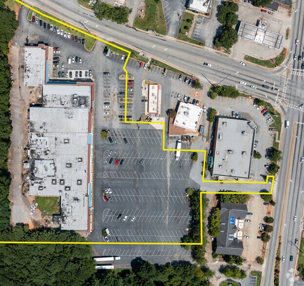 More Photos Of 1171-1181 S Hairston Rd, Stone Mountain Supermarket For Sale